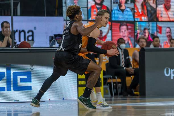 定的高分输 定的高分输